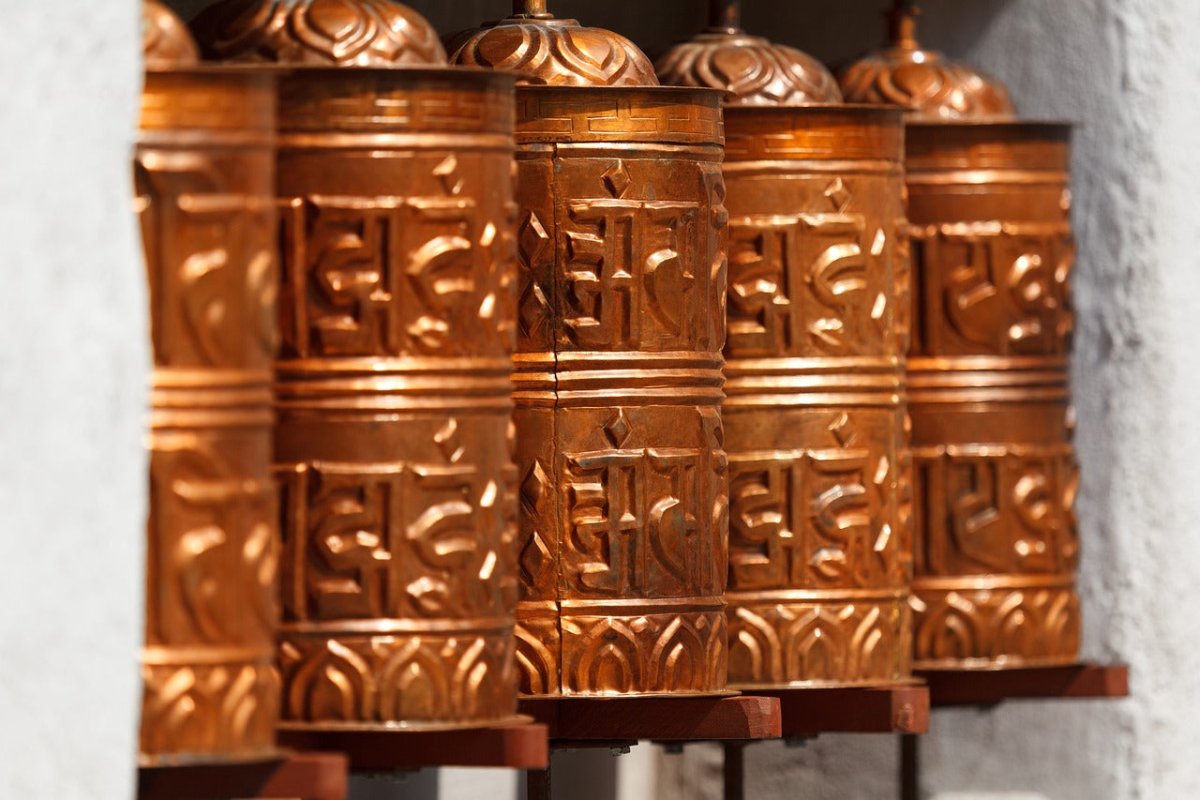 Unveiling the Mystical Six Syllables: The Heart of Tibetan Buddhism ...